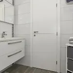 Apartament 1 Bedroom Beautiful In Makarska